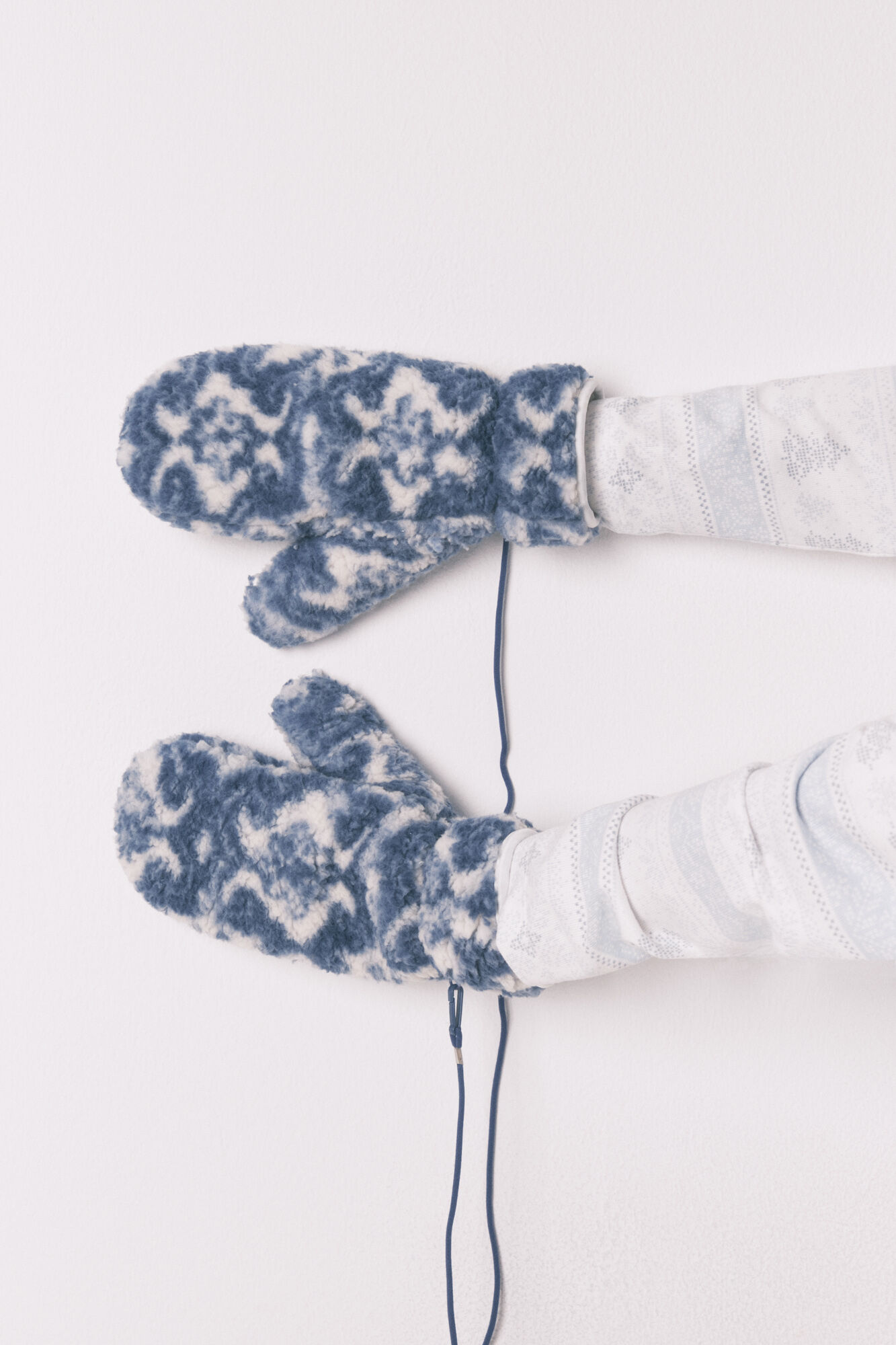 Women'secret Luvas de pele de borrego com estampa azul