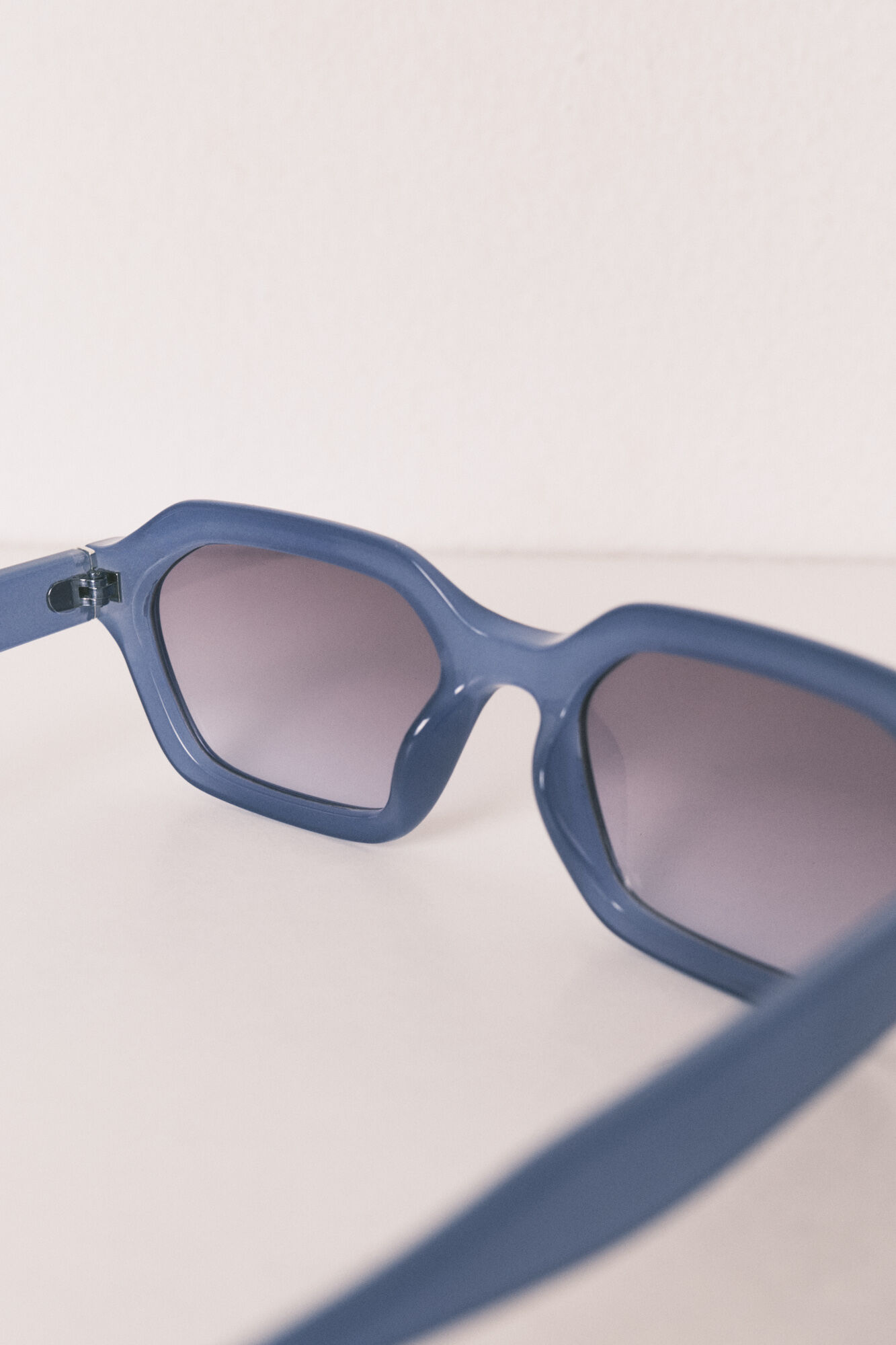 HI&BYE Blue sunglasses case