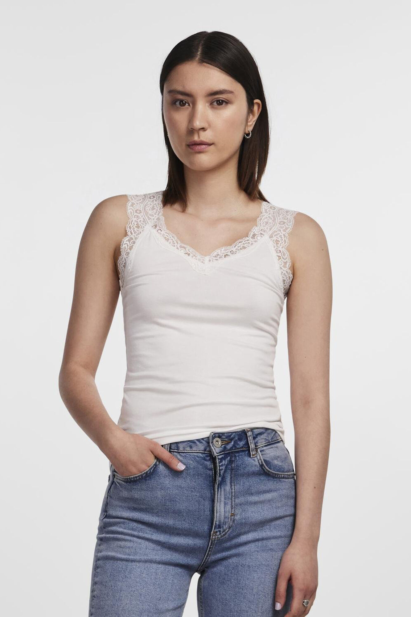 Pieces Oberteil mit aus Spitze