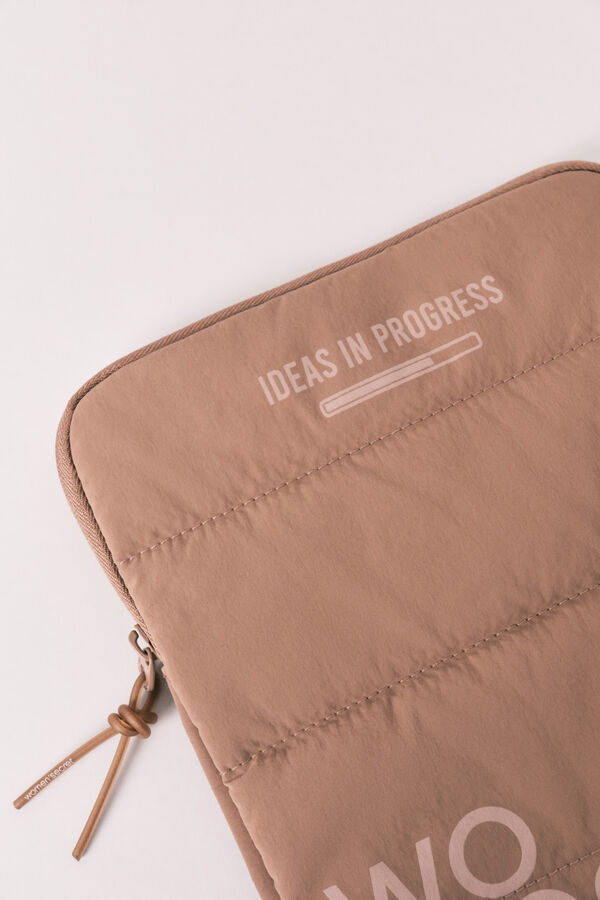 Women'secret Brown puffer logo tablet case nude