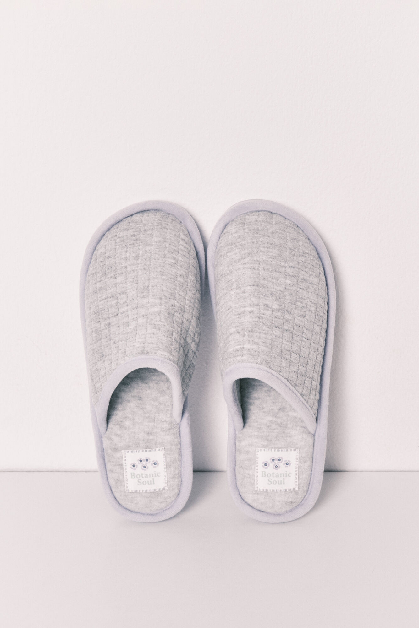 Women'secret Grey and violet slippers