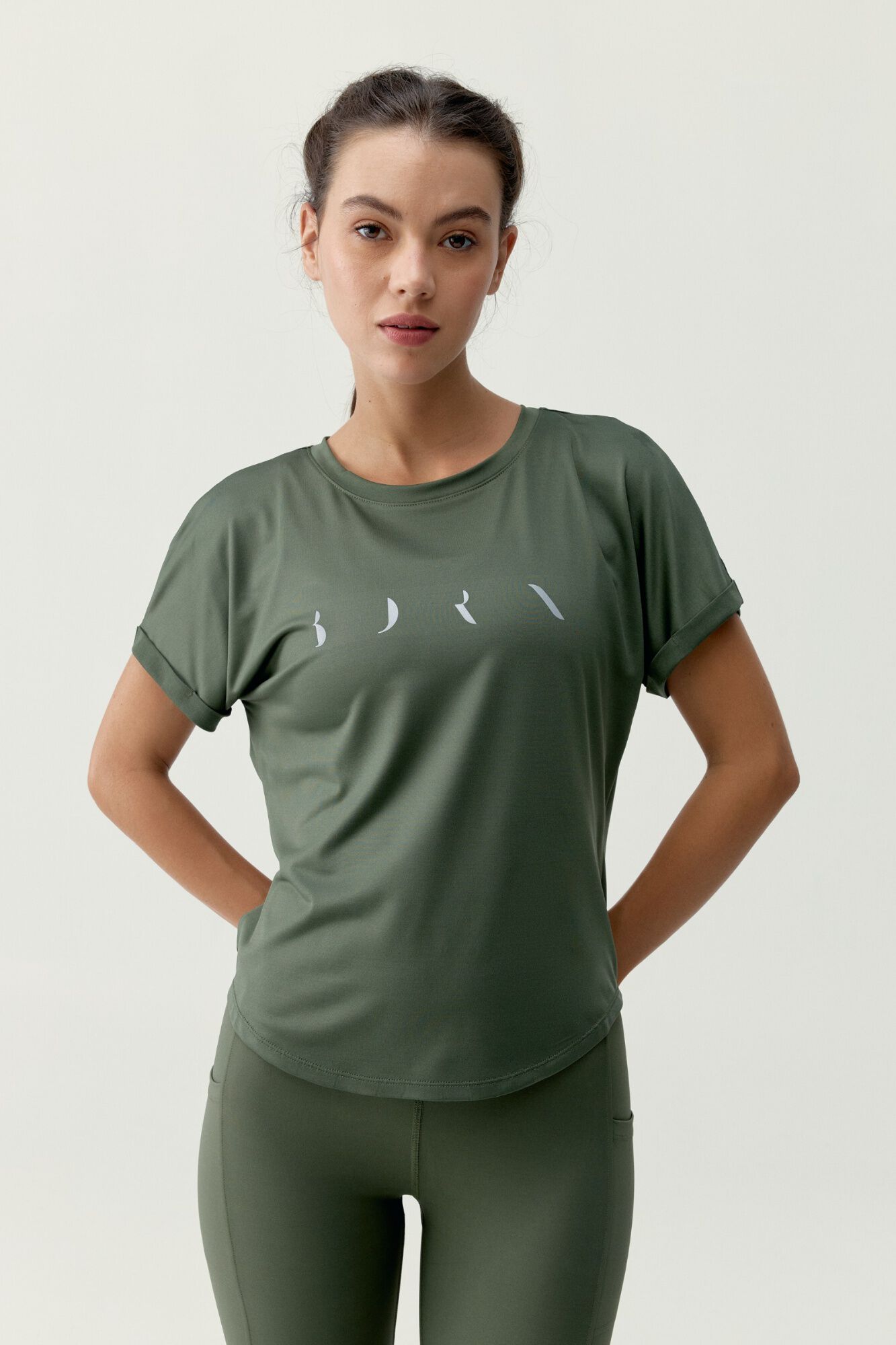 Born Living Yoga T-shirt Azami Kaki Leaft S