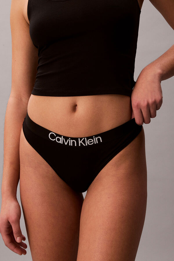 Calvin Klein 3-pack logo thongs black