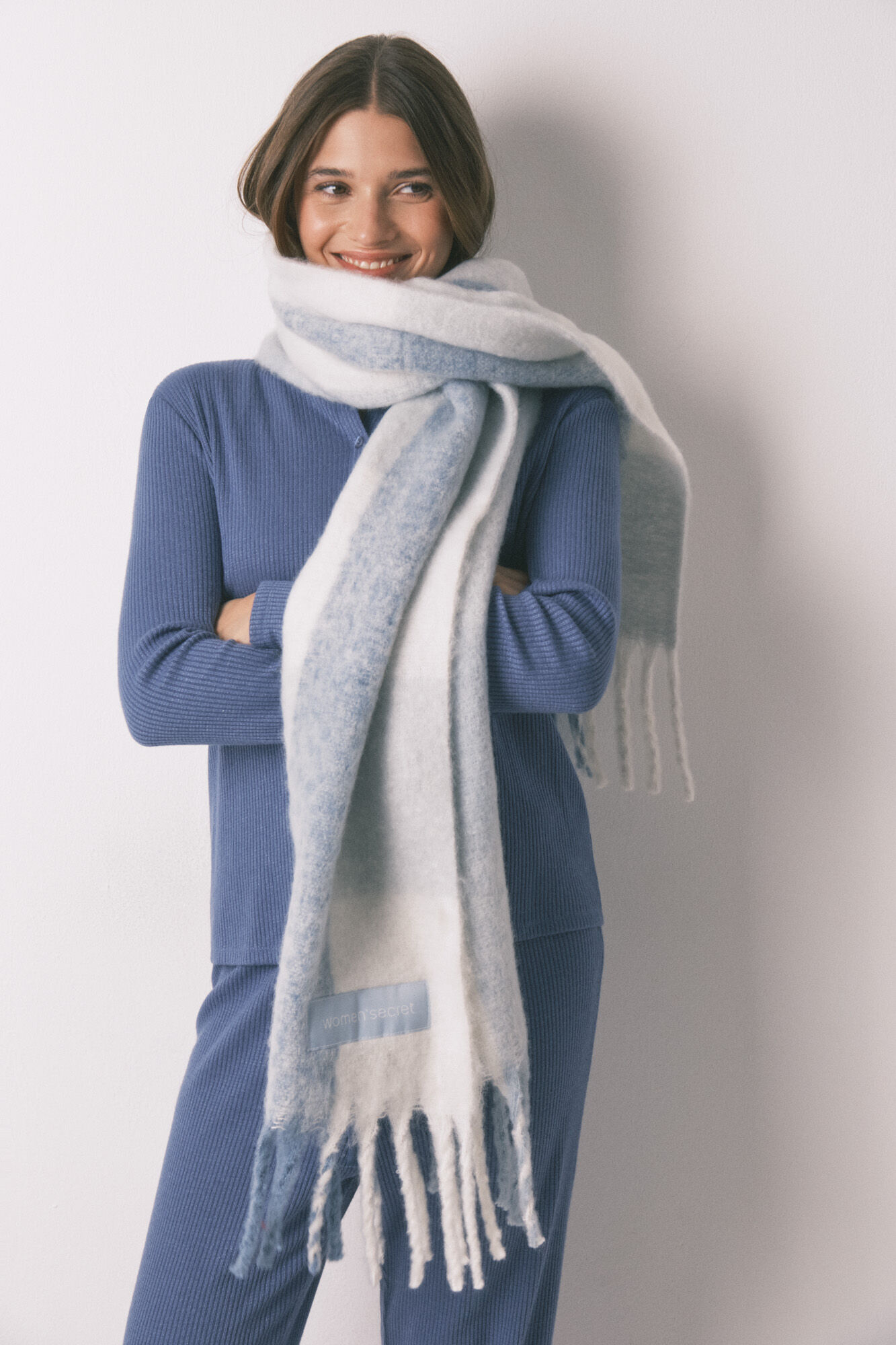 Women'secret &Eacute;charpe effet laine &agrave; carreaux bleus et blancs