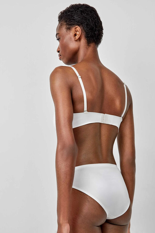 Gisela Klassischer, unsichtbarer Satin-Slip Naturweiß