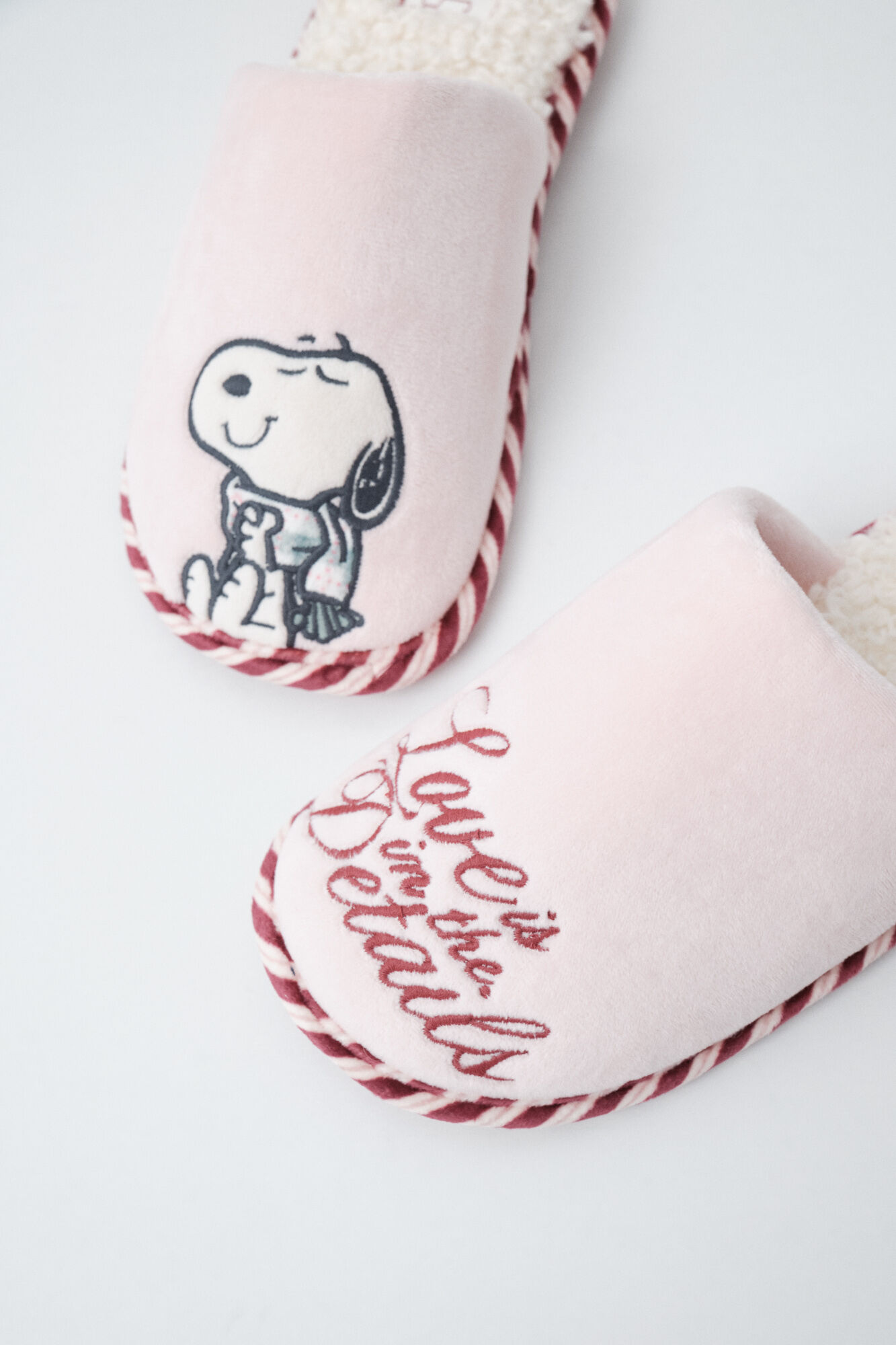 Women'secret Zapatilas casa Snoopy borreguito rosa