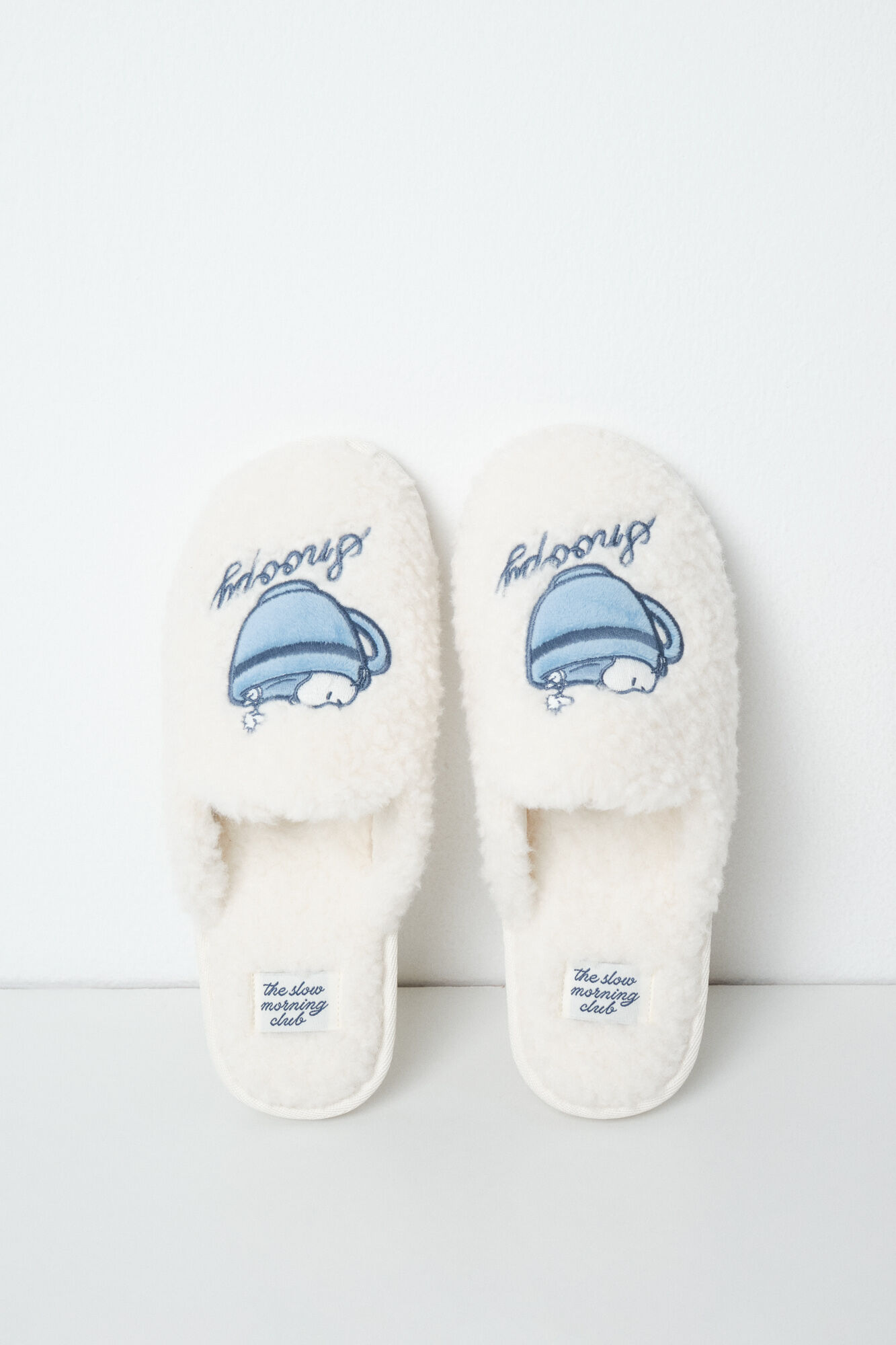 Women'secret Snoopy faux shearling slippers