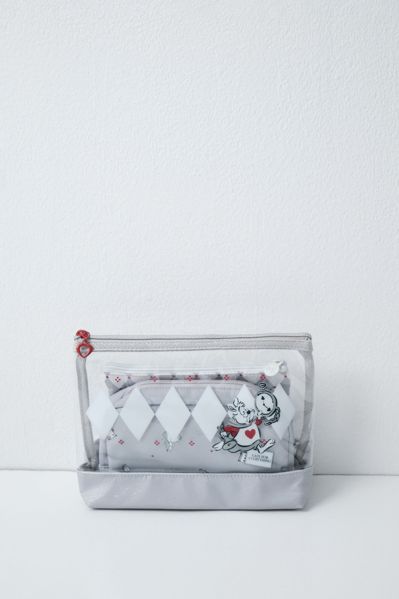 Women'secret Pack of 3 Alice in Wonderland vanity cases