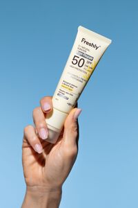 Freshly Cosmetics Crema solar antiarrugas SPF 50