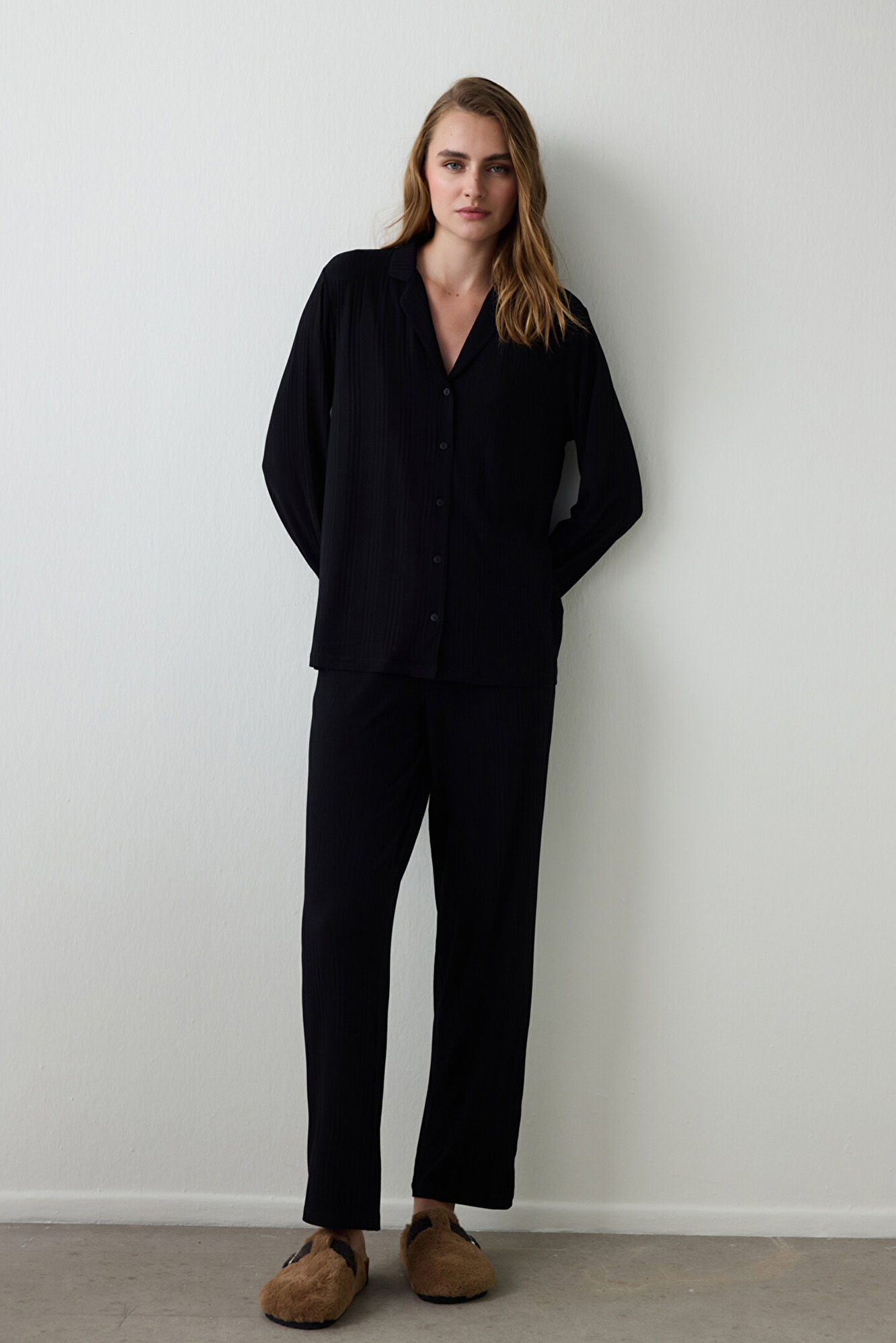 Penti Conjunto de camisa y pantal&oacute;n Dark Solid Rib Ls