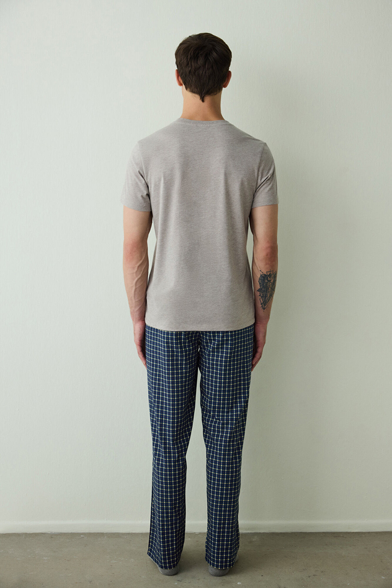 Penti Conjunto de pijama de algod&atilde;o de manga cal&ccedil;&otilde;es com estampa de slogan ocidental masculino