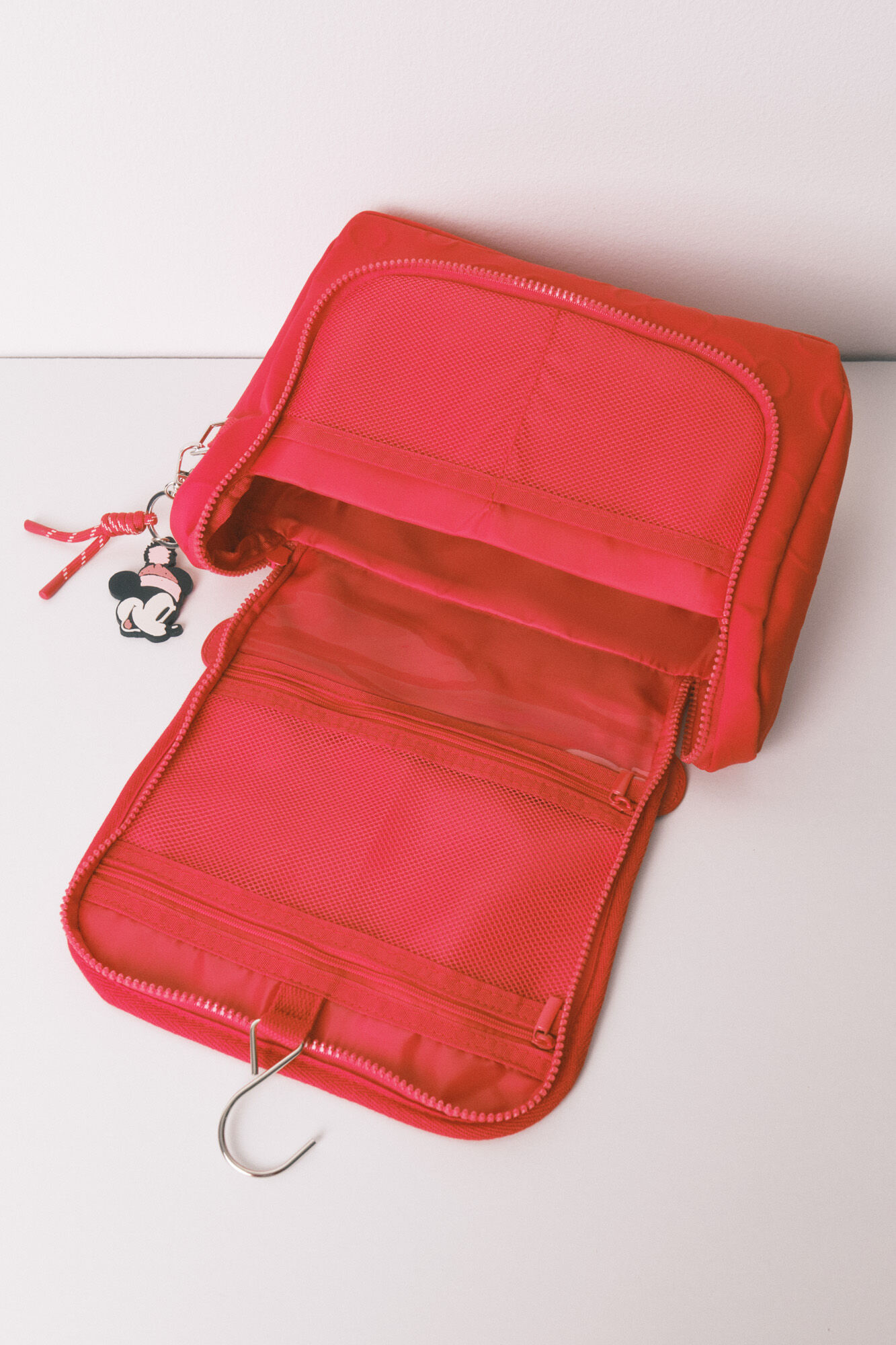 Women'secret Neceser grande neopreno print Mickey rojo