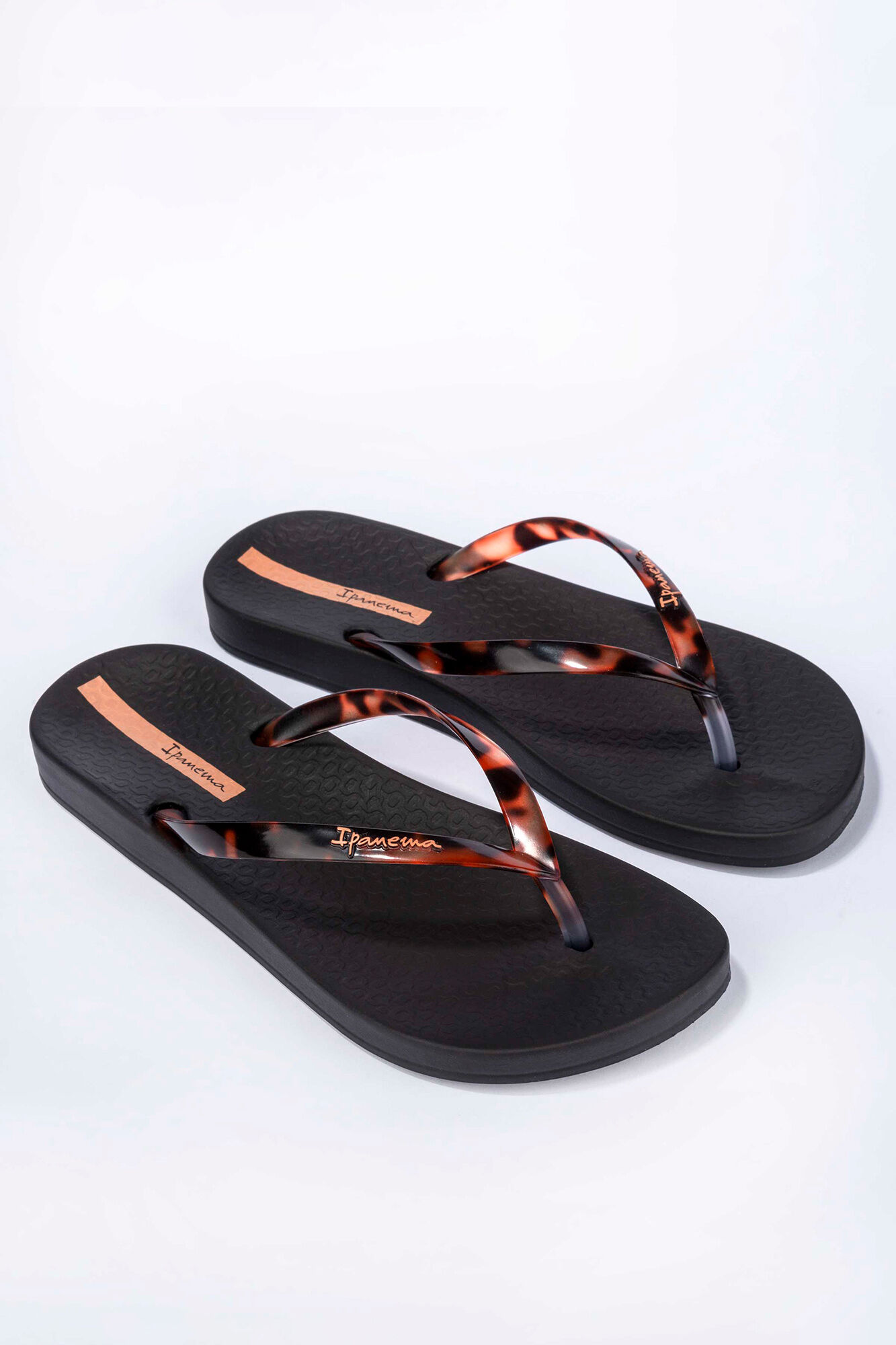 Ipanema Chancla tradicional tira animal print