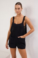 Trendyol Mono corto bolsillos textura negro