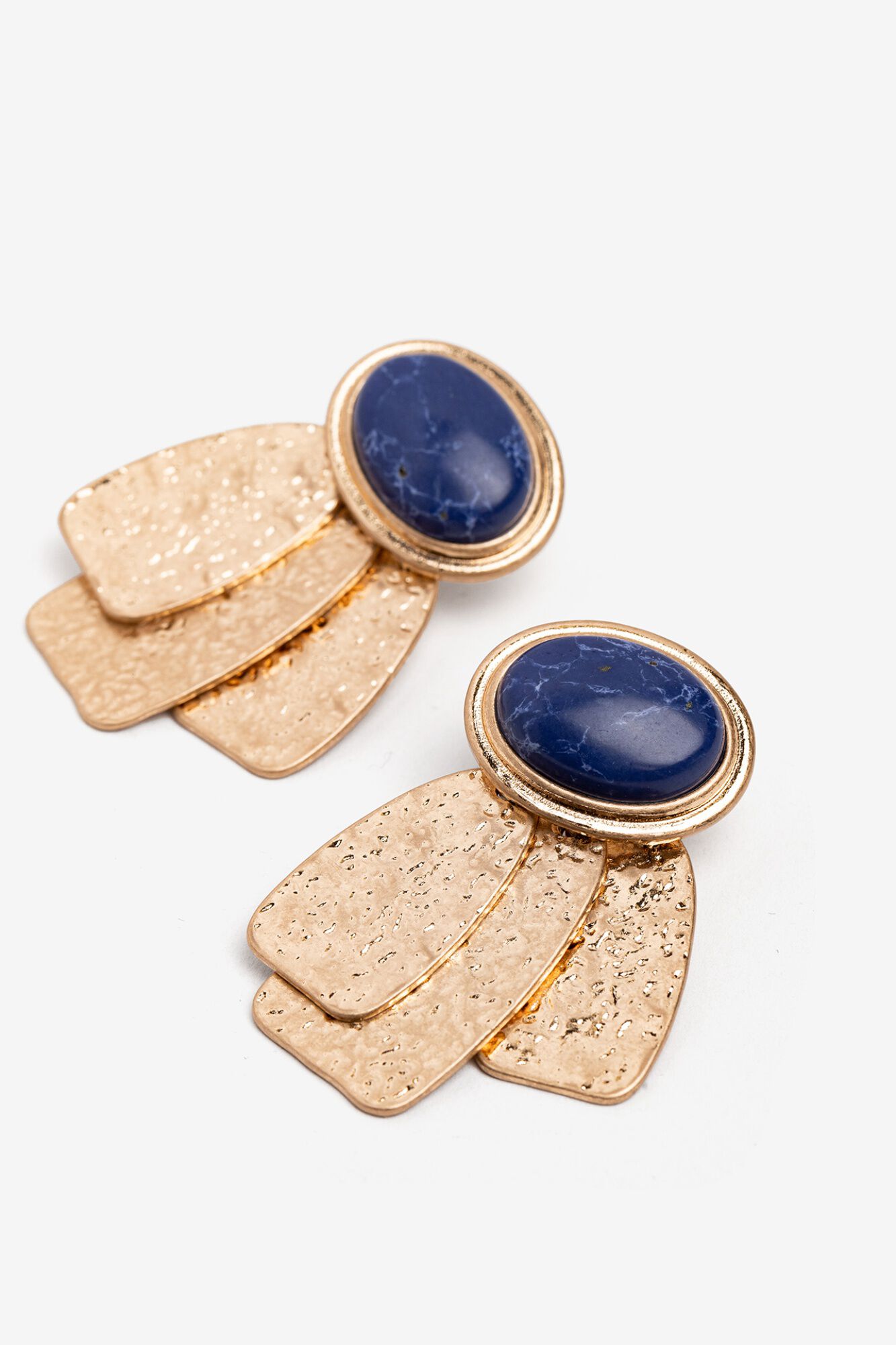 Vilanova Pendientes met&aacute;licos texturizados