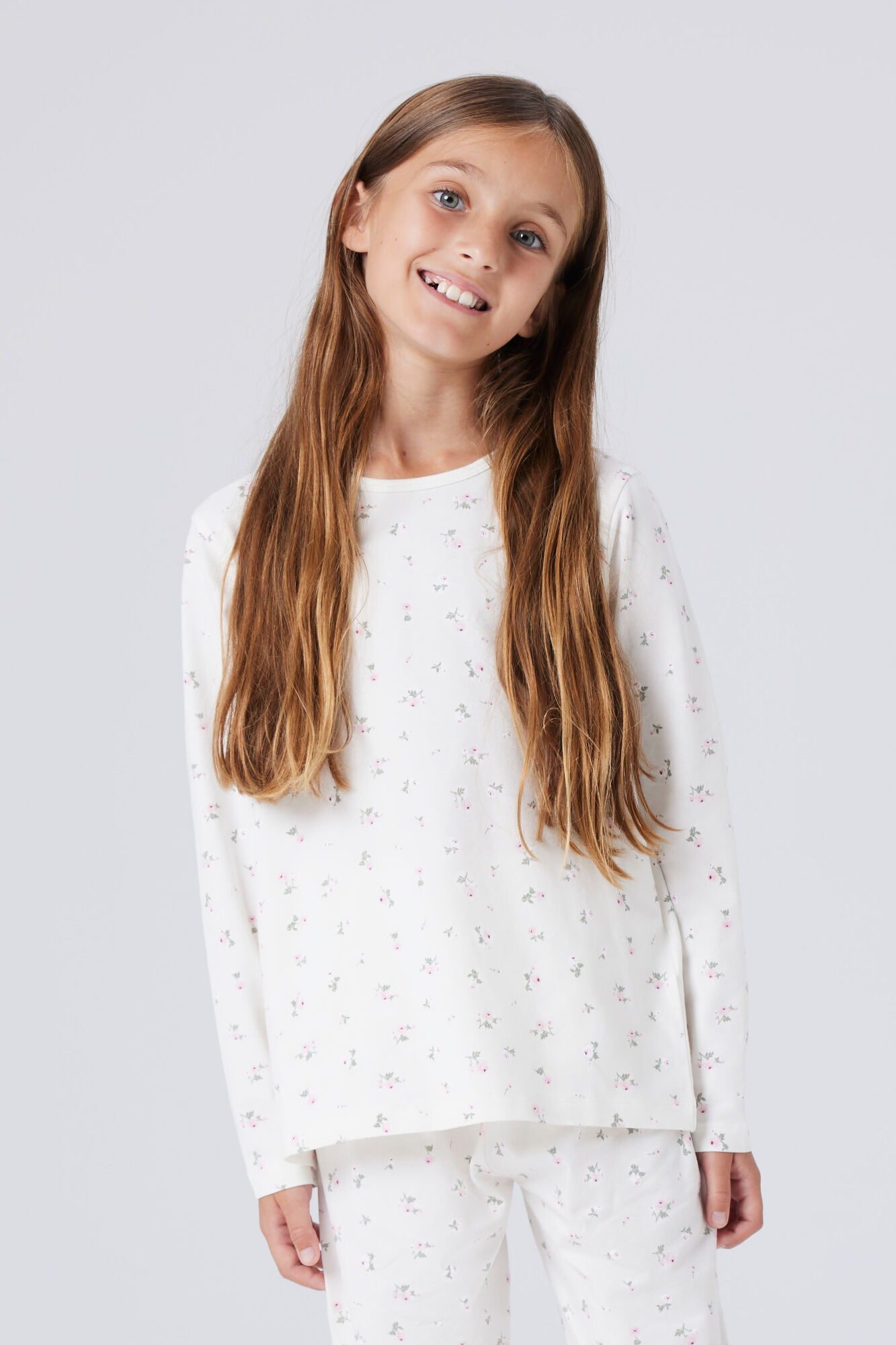 Name It Pyjama mit Blumenmuster