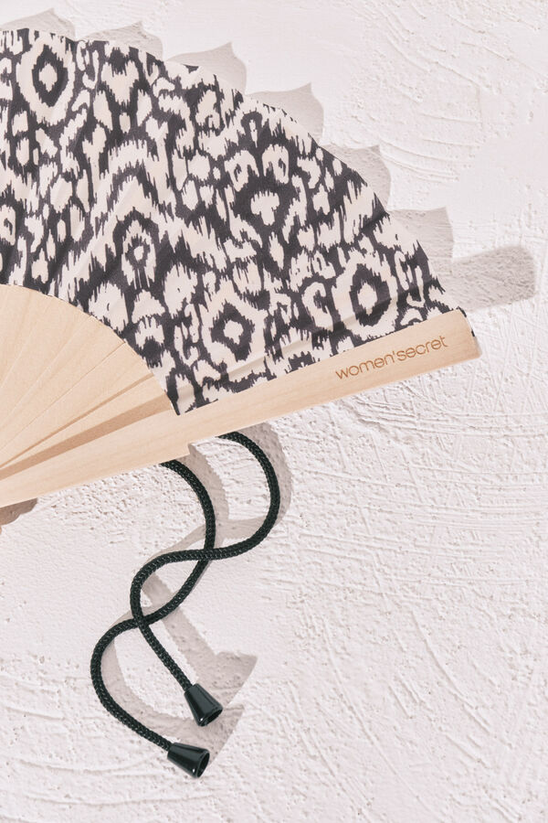 Women'secret Black and white printed fan black