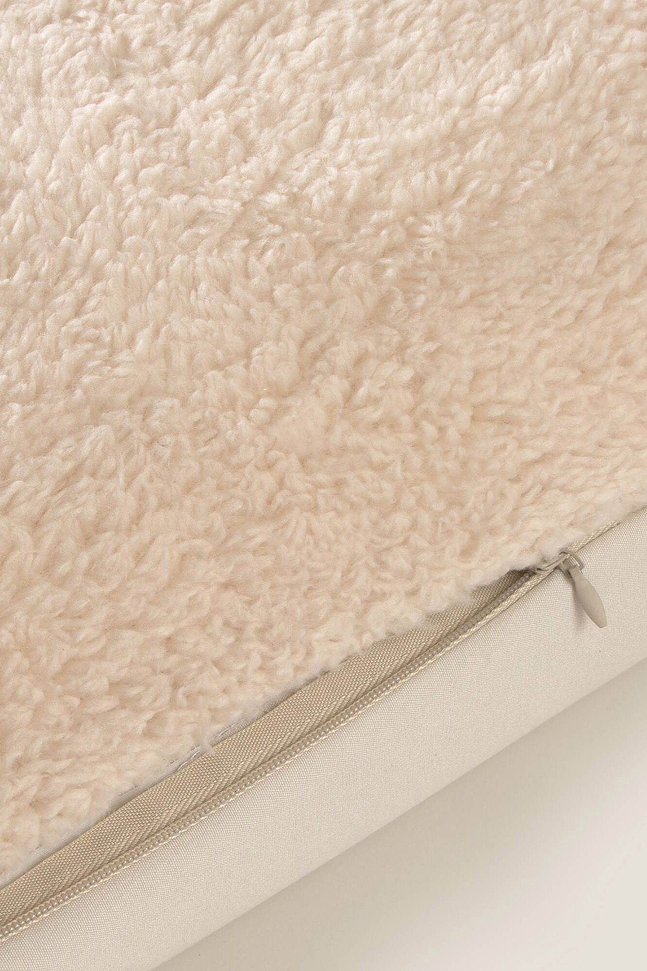 Textura Funda coj&iacute;n microfibra y borreguito