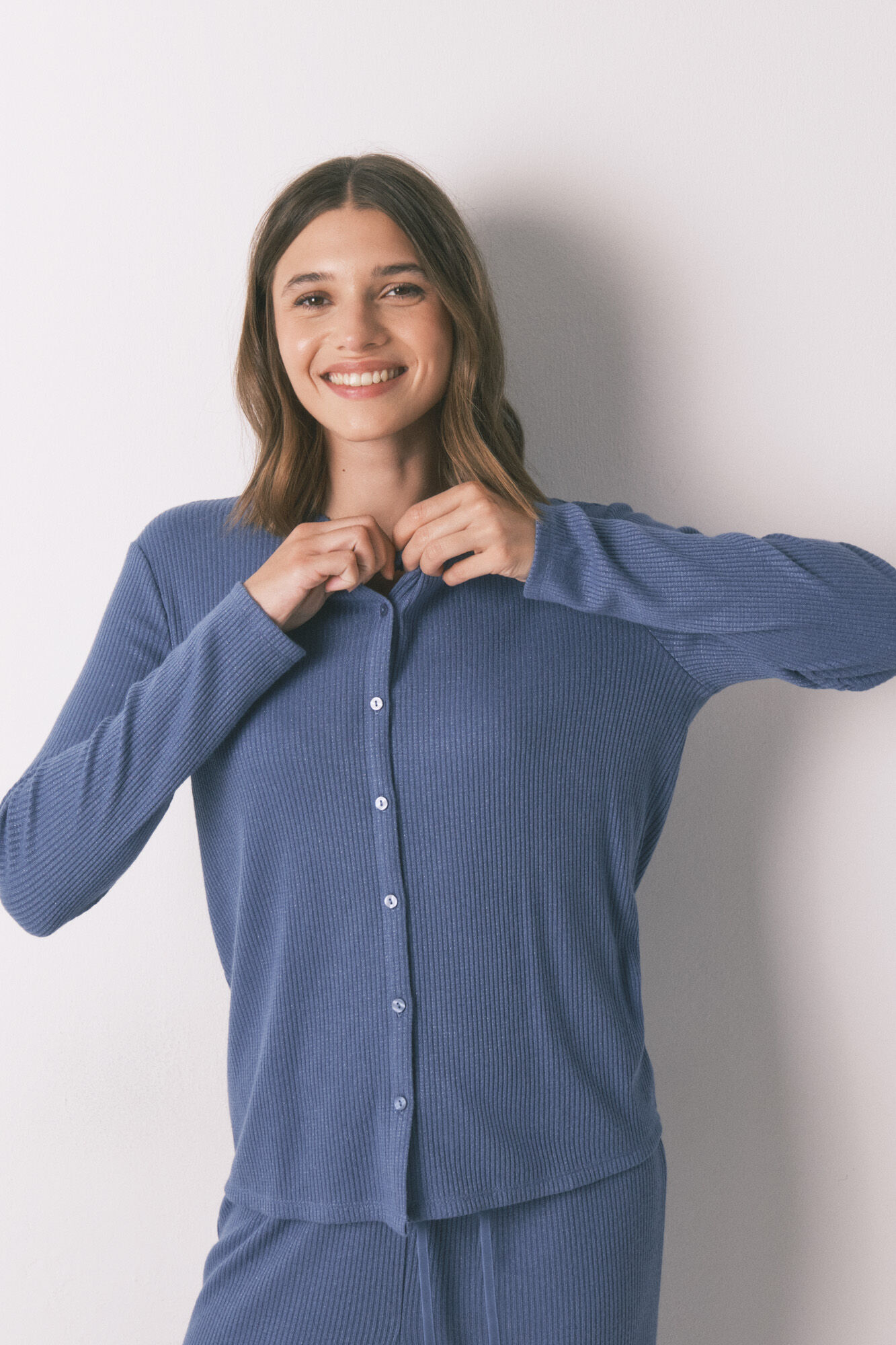 Women'secret Long ribbed pajamas with a shiny blue effect