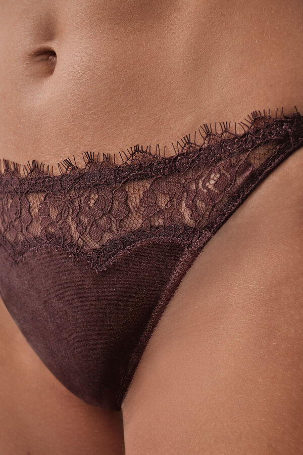 Women'secret Brown velvet and lace thong nude