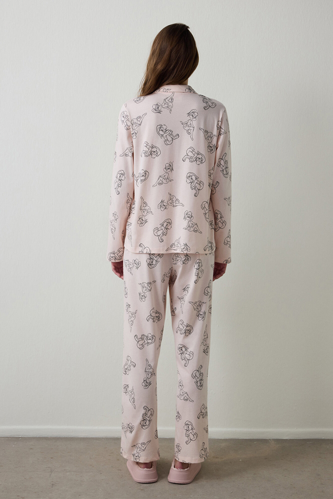 Penti Conjunto de camiseta y pantal&oacute;n Lic Lola Bunny Ls