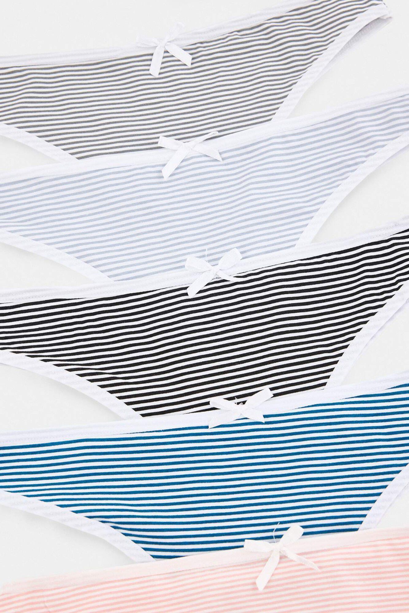 Trendyol Body de tul con detalles de encaje