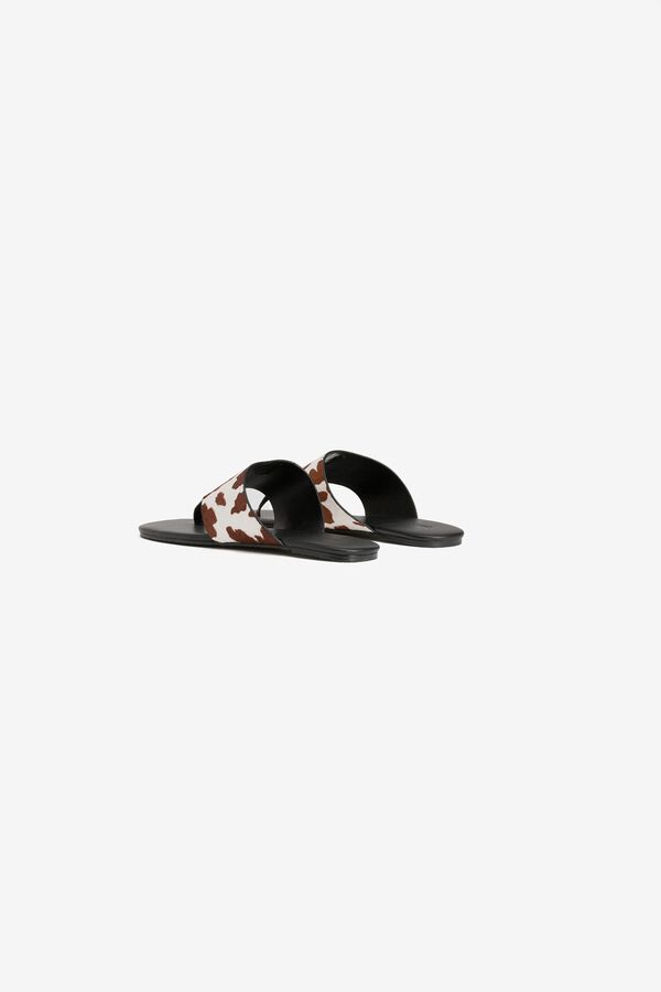 Vilanova Sandalias estampado animal marr&oacute;n