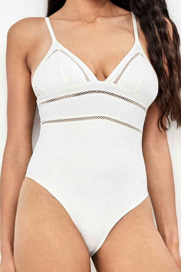 Gisela Ba&ntilde;ador triangular foam extraible marfil