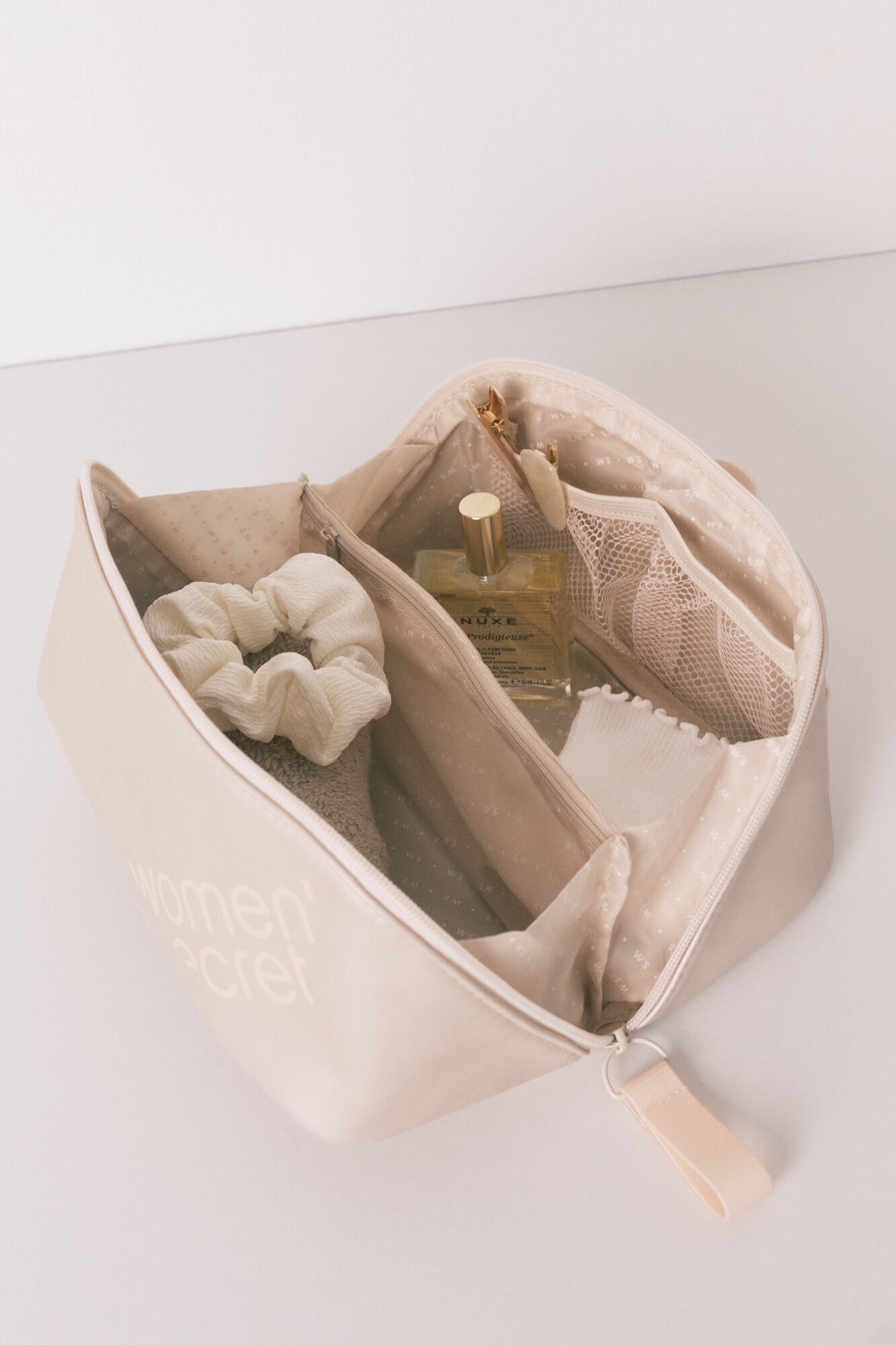 Women'secret Neceser peque&ntilde;o rubber beige metaizado