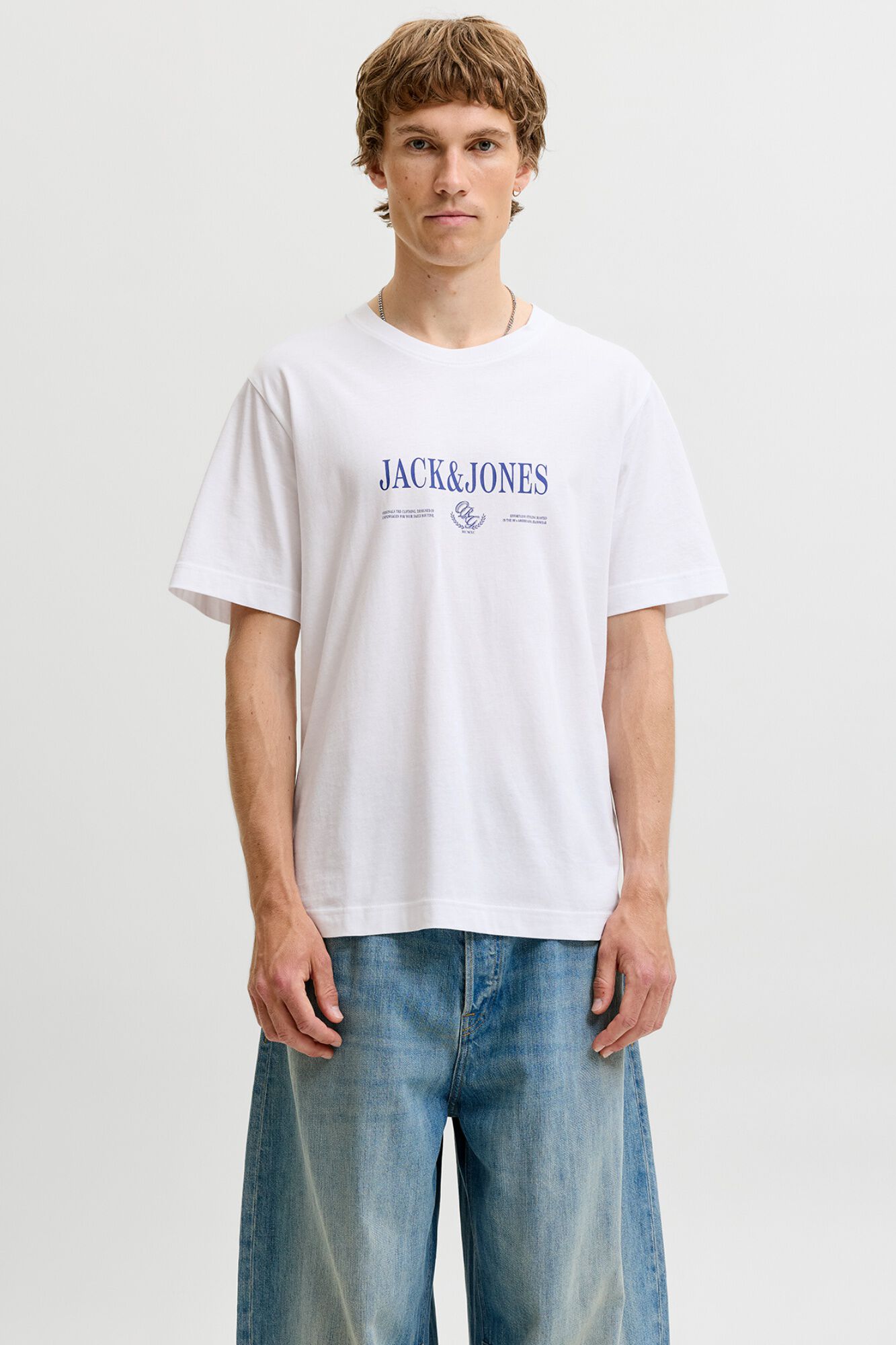 Jack & Jones T-shirt regular em algod&atilde;o