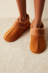 Penti Chinelos de quarto para casa pelo castanho