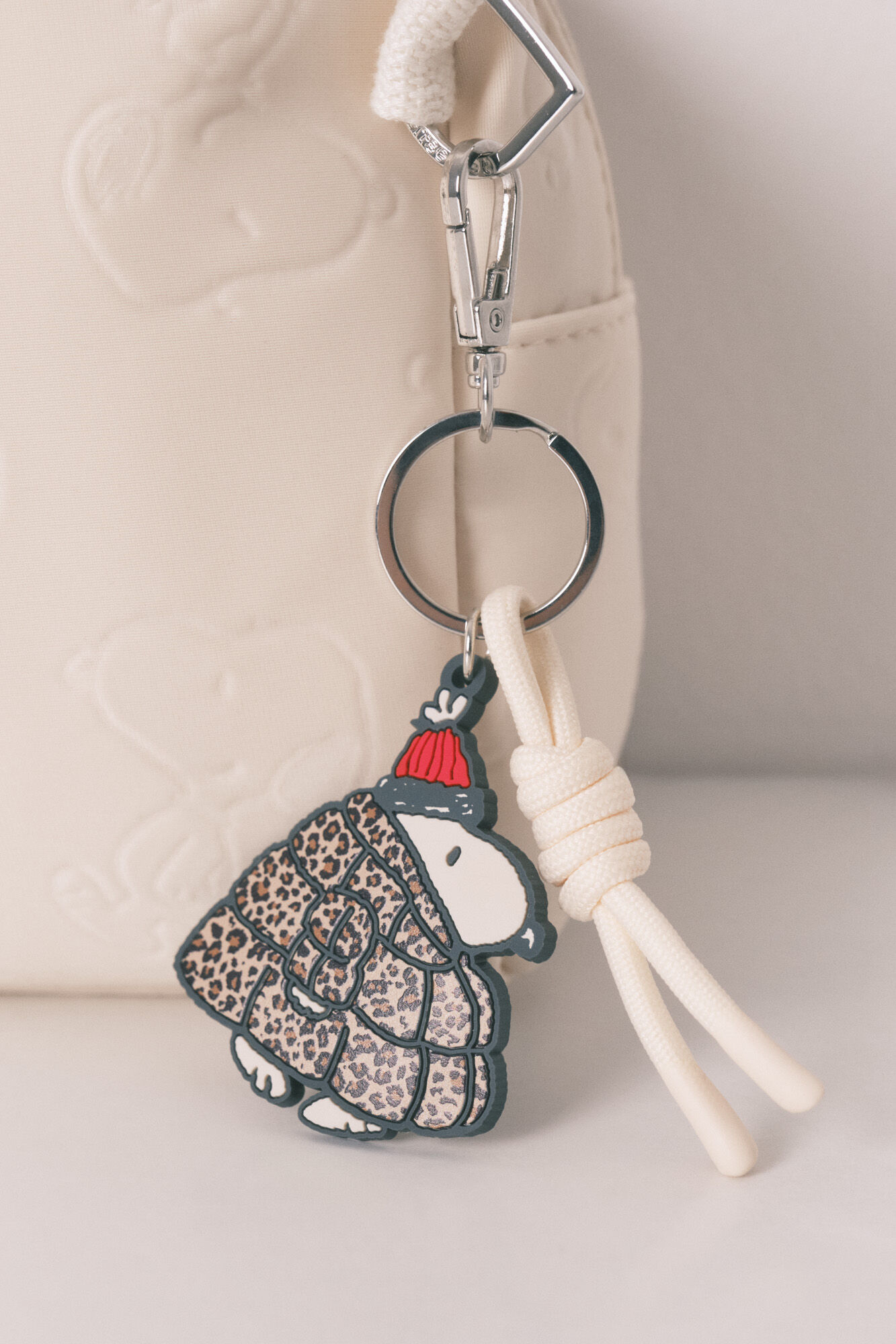 Women'secret Neceser grande neopreno print Snoopy blanco