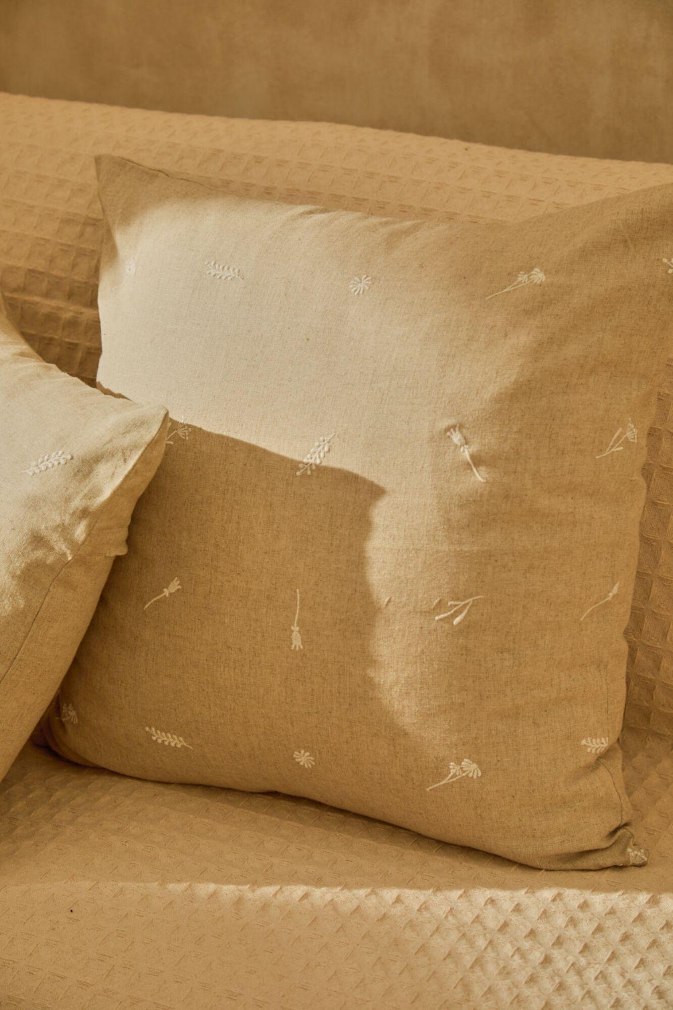 Calma House Funda coj&iacute;n lino lyocell algod&oacute;n 45x45