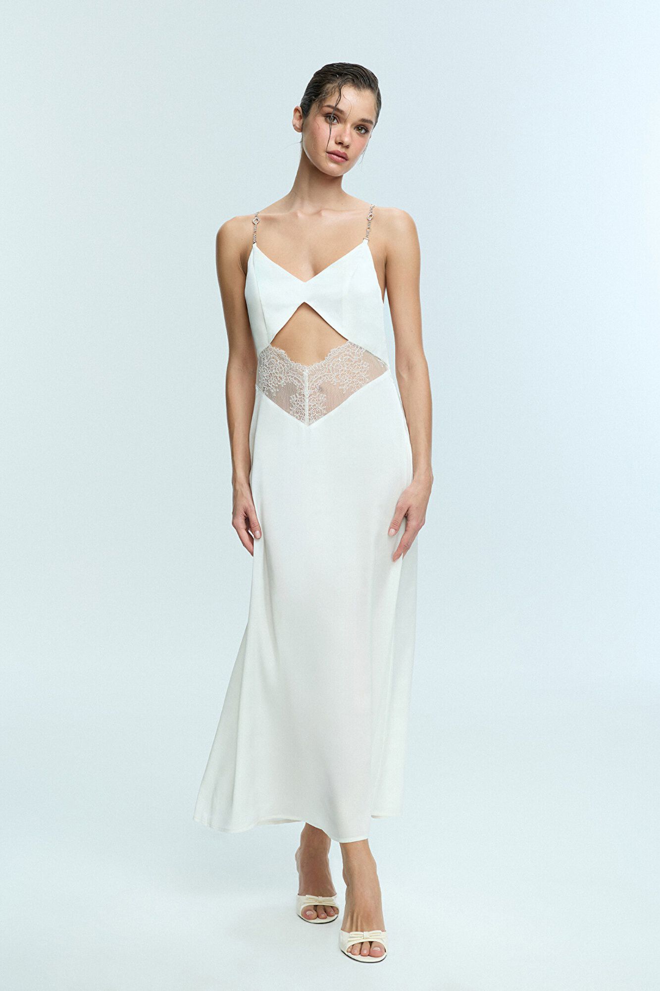 Penti Camis&oacute;n largo novia sat&eacute;n abertura y encaje