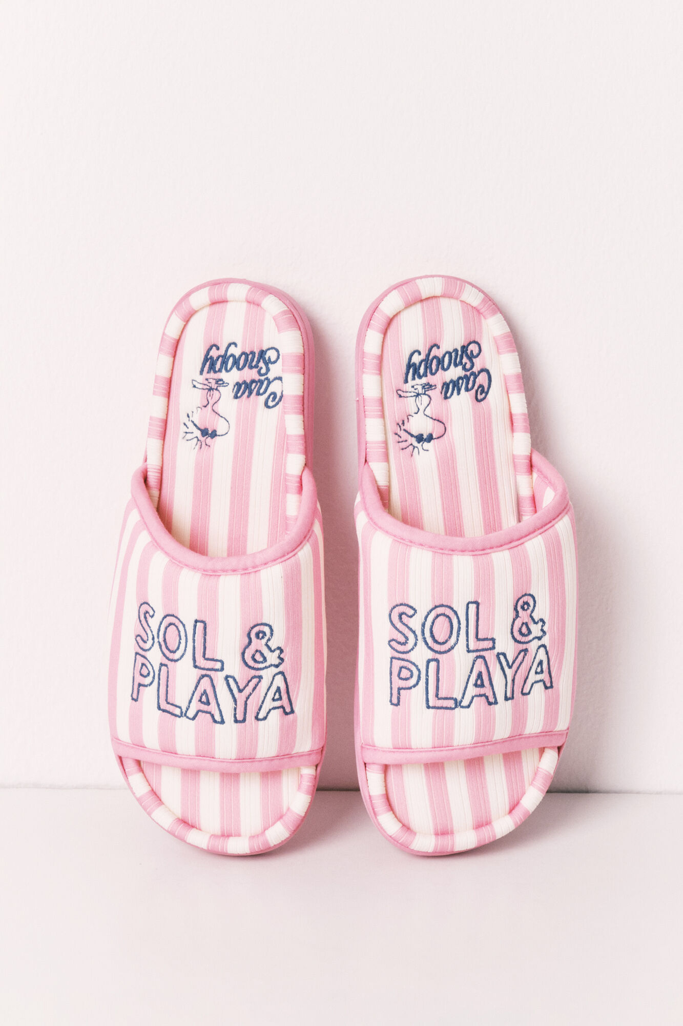 Women'secret Pink striped slippers