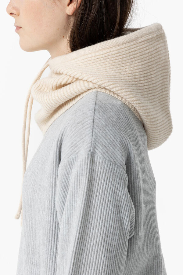 Vilanova Cuello de Punto con Capucha nude