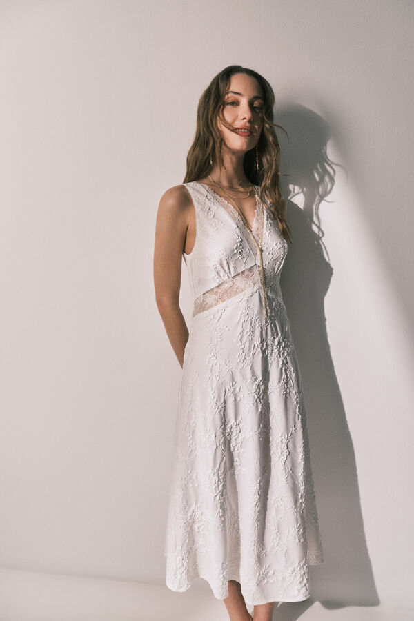 Women'secret Long satin jacquard nightdress in White beige