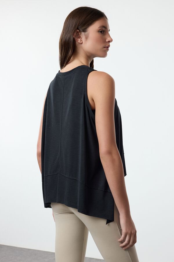 Trendyol Camiseta deportiva yoga sin mangas negro