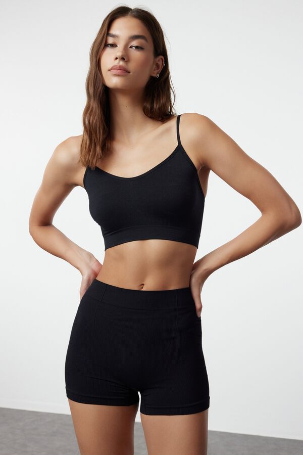 Trendyol Strappy sports top black