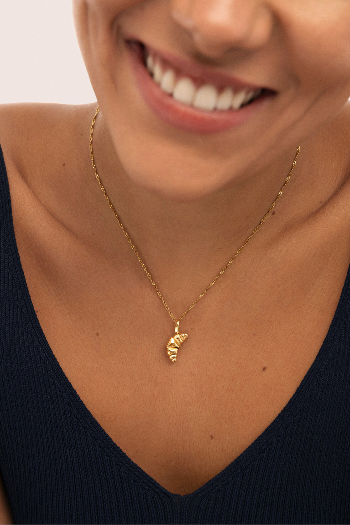 Singularu Vergoldeter Croissant-Anh&auml;nger