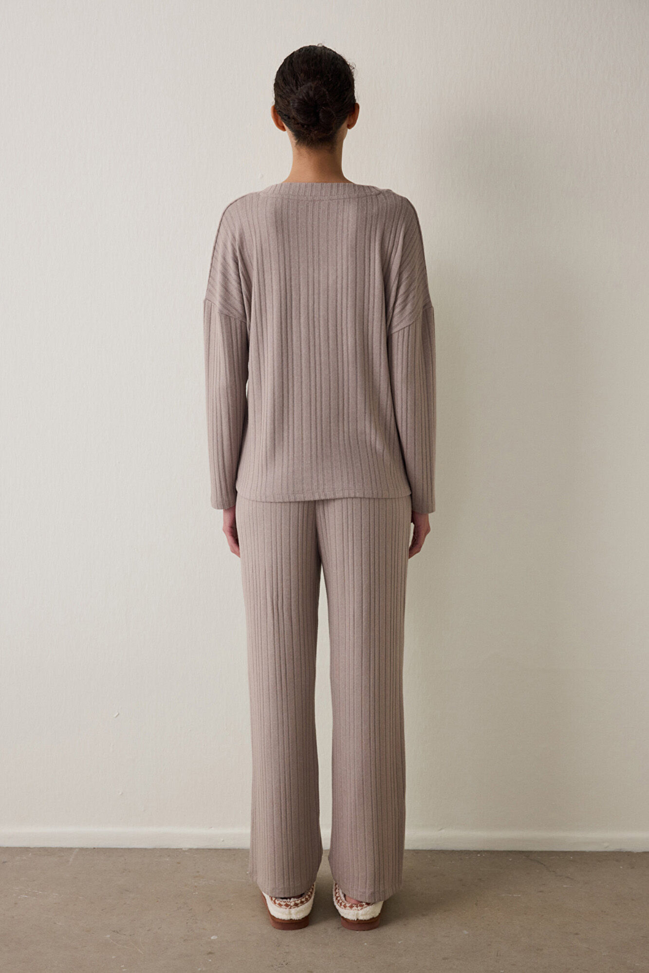 Penti Conjunto de pijama de manga larga con cuello en V y estampado Latte Mocha