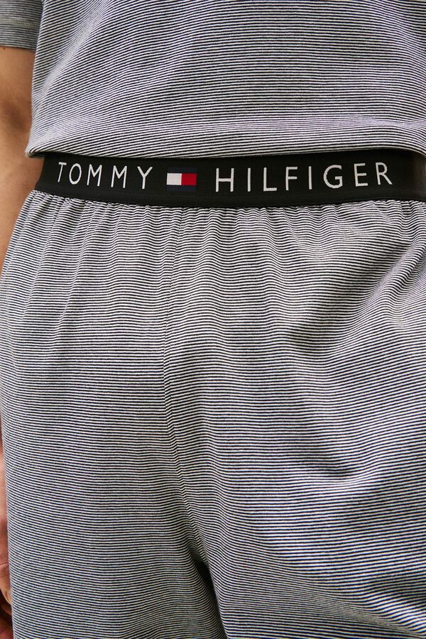 Tommy Hilfiger Conjunto pijama corto estampado a rayas gris