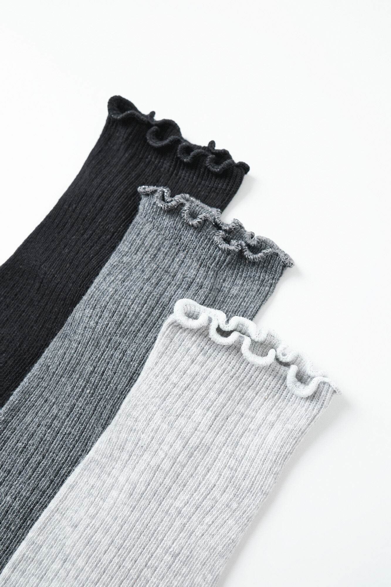 Women'secret Pakovanje 3 kratkih sivih lurex čarapa