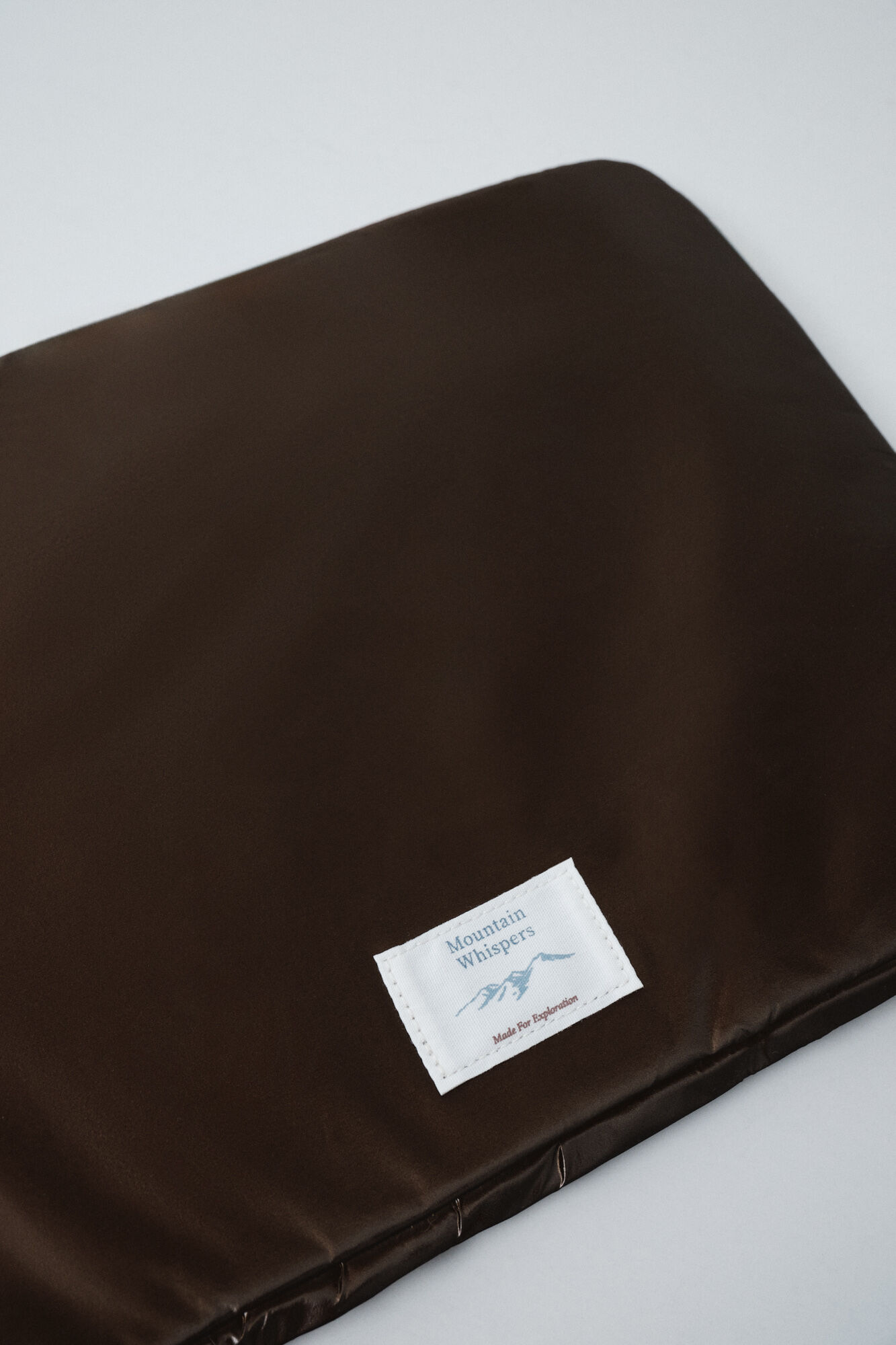 Women'secret Brown puffer laptop case
