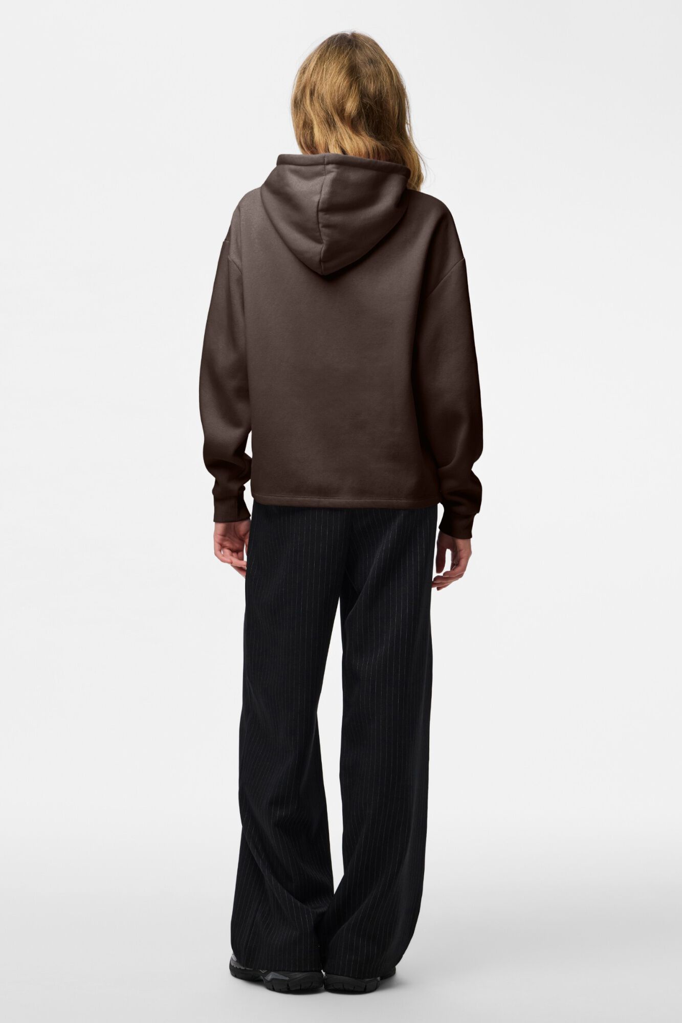 Pieces Sweatshirt b&aacute;sica com capuz