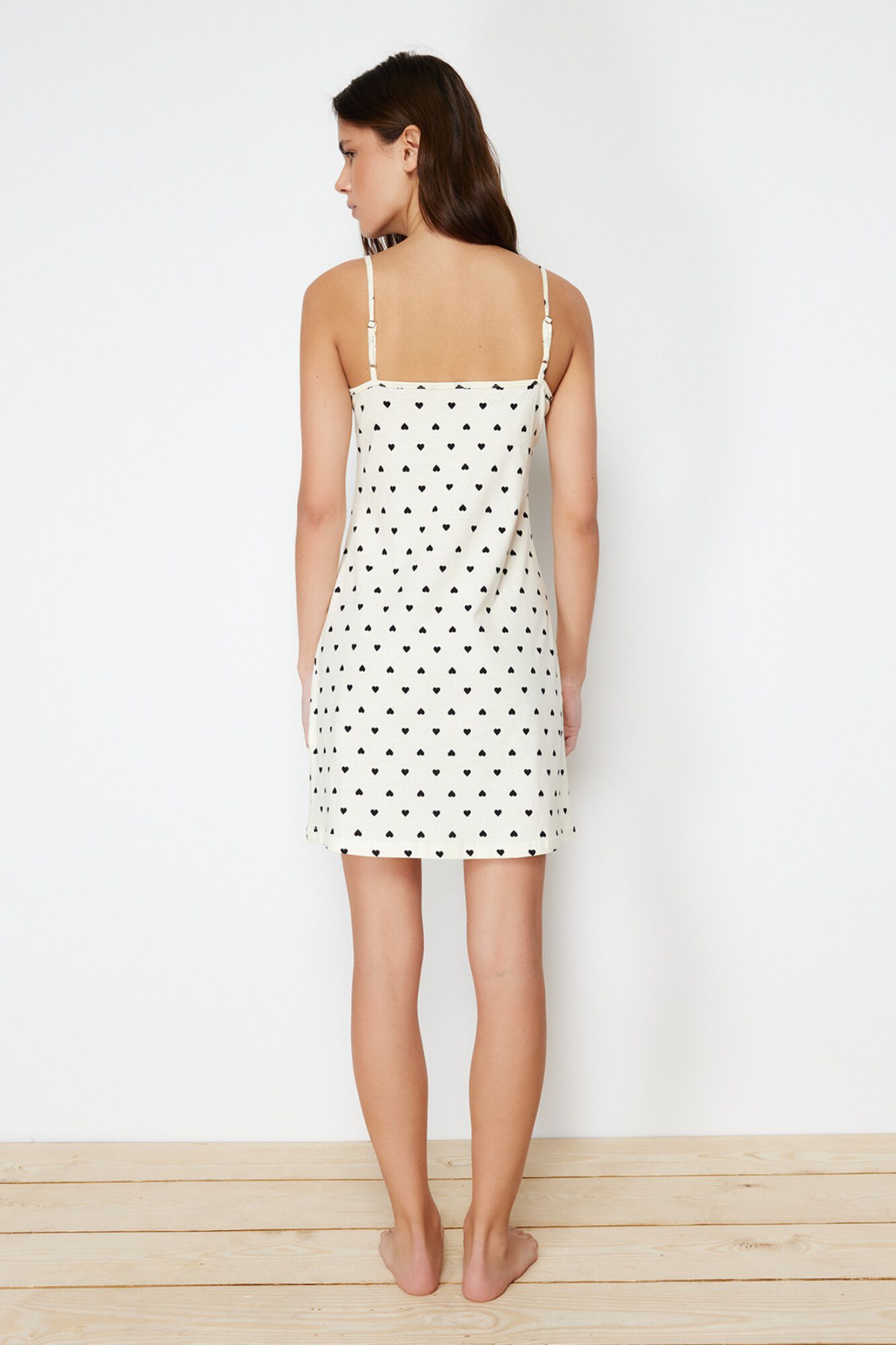 Trendyol Camis&oacute;n lencero encaje corazones