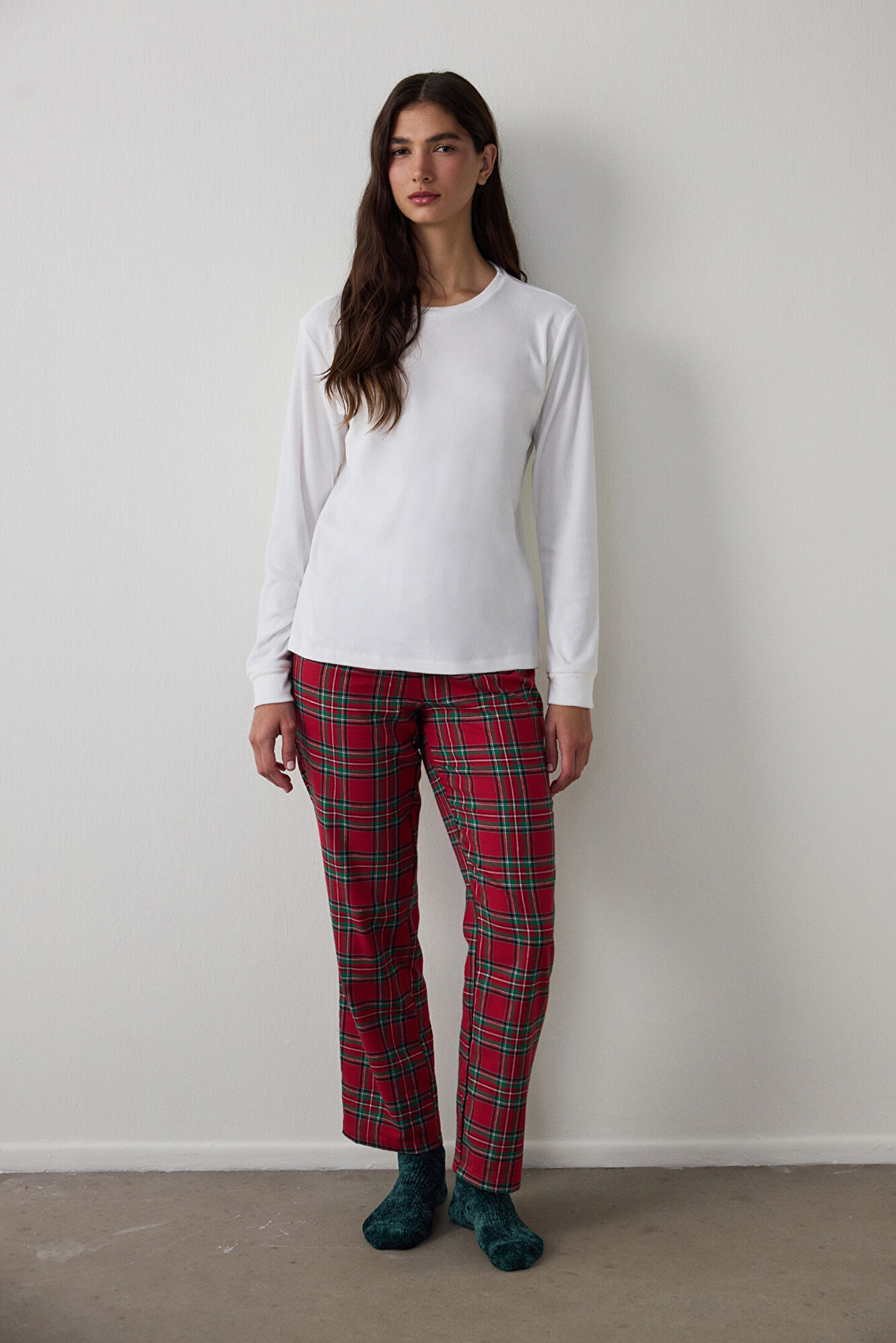 Penti Conjunto de pijama confort&aacute;vel com estampado xadrez e gola redonda e manga comprida