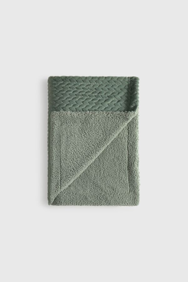 Textura Plaid fleece with leaves and faux shearling reverse green