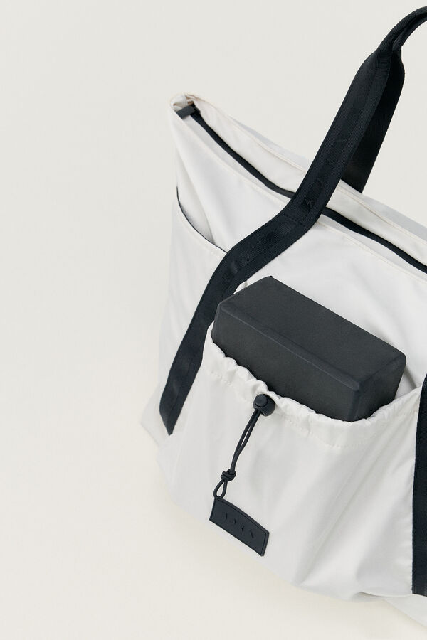 Born Living Yoga Bolso multiusos Away blanco marfil