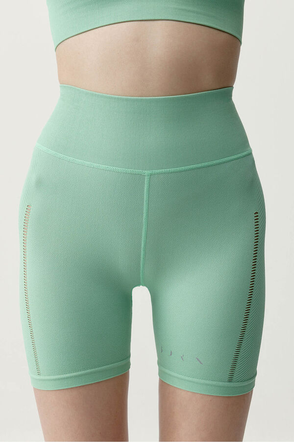 Born Living Yoga Mintgr&uuml;ne Sport-Shorts SUNSET Gr&uuml;n